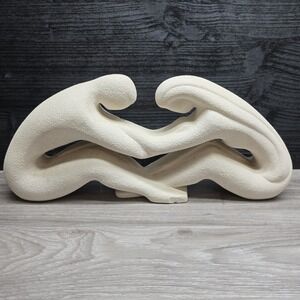 Royal Haeger Pottery Loving‎ Couple Sandstone Sculpture Vintage Statue